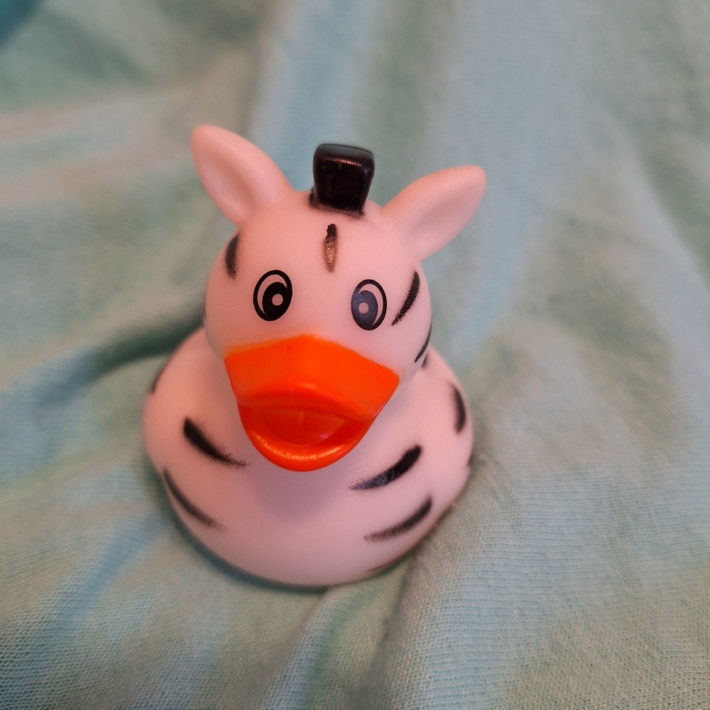 Rubber Duck Rinco Zebra White And Black Stripped